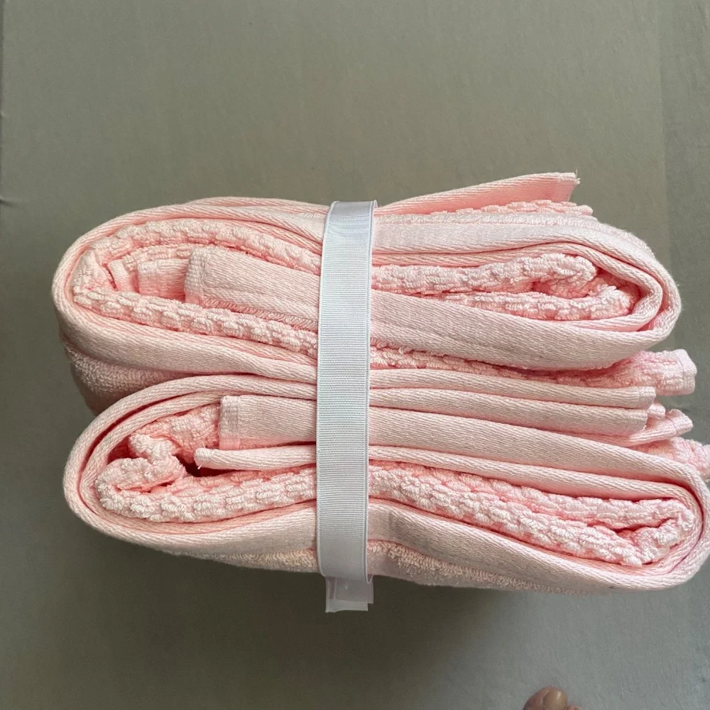 Caro Home 6 piece towel set, light pink color